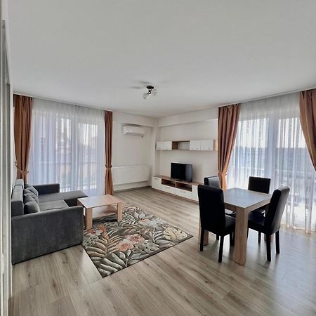 Apartament Madeira Διαμέρισμα Oradea Εξωτερικό φωτογραφία